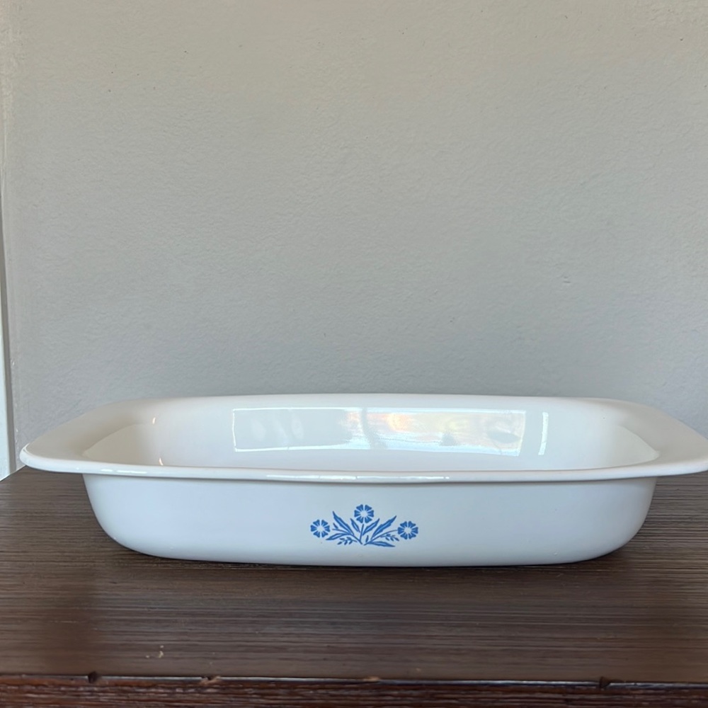 Vintage Cornflower blue Corning ware roaster